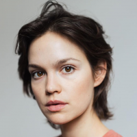 Emilia Schüle