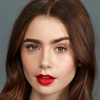Lily Collins